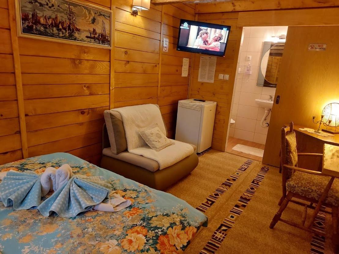 Etno Selo Eden Hotel Zeravacki Potok ภายนอก รูปภาพ