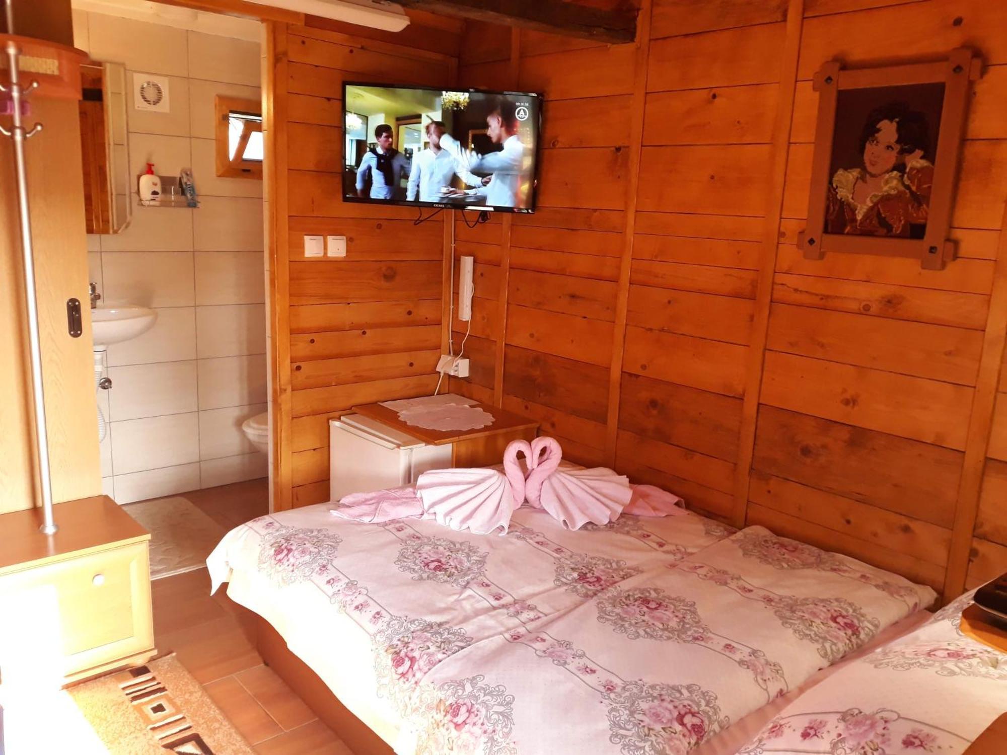 Etno Selo Eden Hotel Zeravacki Potok ห้อง รูปภาพ