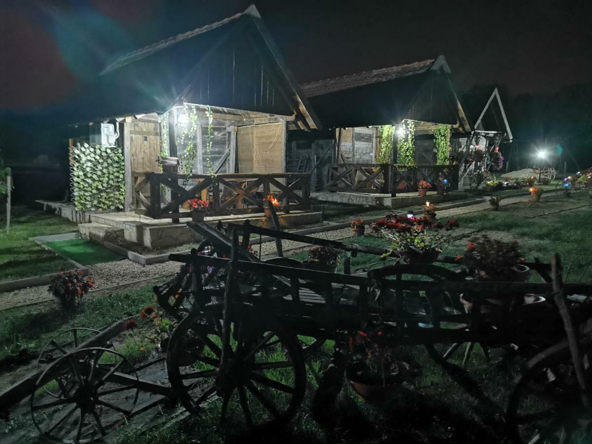 Etno Selo Eden Hotel Zeravacki Potok ภายนอก รูปภาพ